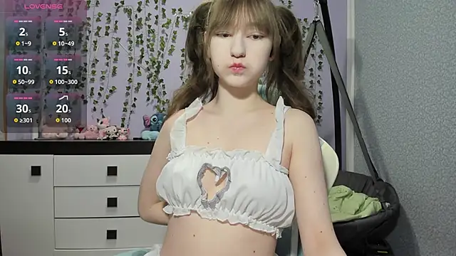 Yoonhee ki online show from 06-07-26, 06:33