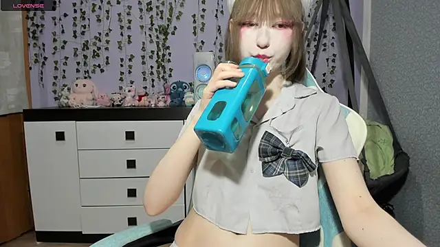 Yoonhee ki online show from 06-15-26, 06:43