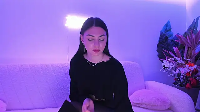 Baby Ava  online show from 12-19-25, 07:54