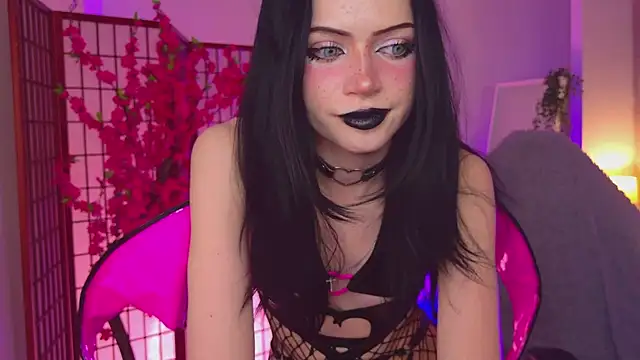 Snapshot of Dark_Diva chatting on 02-17-26, 09:21 Dark Diva online show from 02-17-26, 09:21