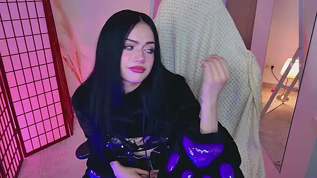 Dark Diva online show from 05-27-26, 01:57