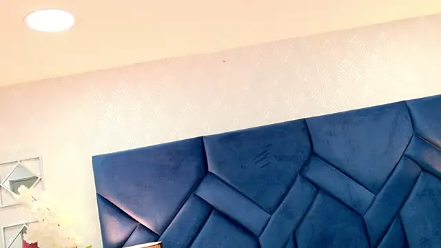 VioletaJhonson online show from 12-20-25, 03:30