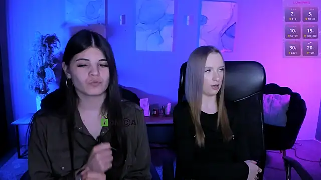 lizzie boom  online show from 03-30-26, 07:37