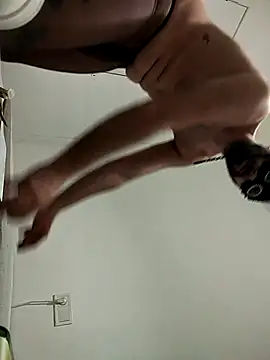 Snapshot of locuritasiempre chatting on 02-20-26, 08:31 locuritasiempre online show from 02-20-26, 08:31