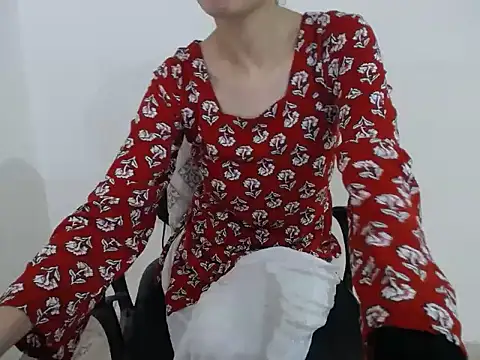 Farhana beautyfull online show from 03-03-26, 03:45