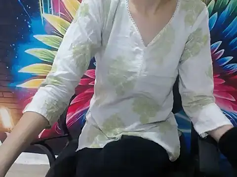 Snapshot of Farhana_beautyfull chatting on 04-28-26, 05:12 Farhana beautyfull online show from 04-28-26, 05:12