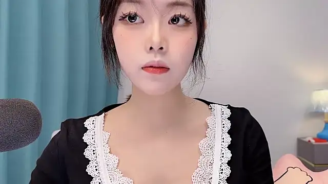 smalldaisy online show from 05-01-26, 03:33