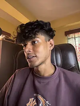 Snapshot of tooexpensive chatting on 02-20-26, 05:04 tooexpensive online show from 02-20-26, 05:04