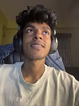 Snapshot of tooexpensive chatting on 02-23-26, 04:26 tooexpensive online show from 02-23-26, 04:26