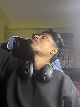 Snapshot of tooexpensive chatting on 02-24-26, 04:38 tooexpensive online show from 02-24-26, 04:38