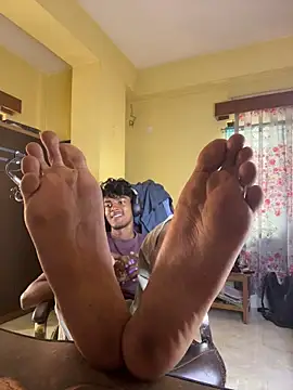 Snapshot of tooexpensive chatting on 02-27-26, 04:56 tooexpensive online show from 02-27-26, 04:56