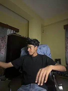 Snapshot of tooexpensive chatting on 03-07-26, 03:53 tooexpensive online show from 03-07-26, 03:53