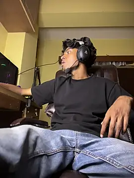 Snapshot of tooexpensive chatting on 03-17-26, 05:49 tooexpensive online show from 03-17-26, 05:49