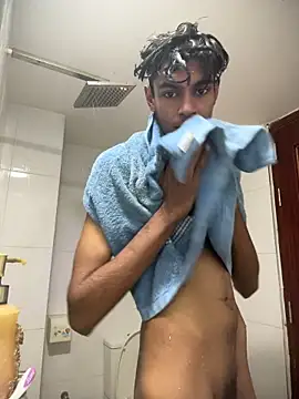 Snapshot of tooexpensive chatting on 03-20-26, 04:28 tooexpensive online show from 03-20-26, 04:28