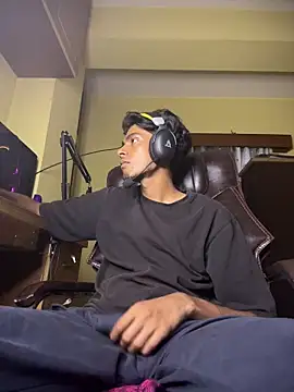 Snapshot of tooexpensive chatting on 03-21-26, 05:05 tooexpensive online show from 03-21-26, 05:05