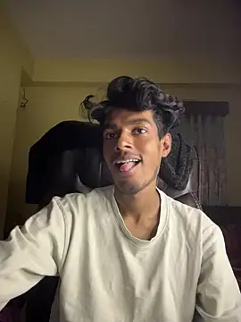 Snapshot of tooexpensive chatting on 03-24-26, 05:07 tooexpensive online show from 03-24-26, 05:07