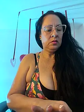 Snapshot of KiaraFoster chatting on 02-19-26, 11:28 KiaraFoster online show from 02-19-26, 11:28