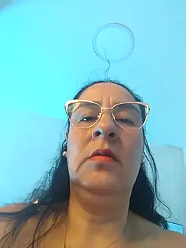Snapshot of KiaraFoster chatting on 04-09-26, 11:26 KiaraFoster online show from 04-09-26, 11:26