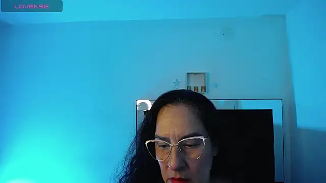 Snapshot of KiaraFoster chatting on 04-17-26, 11:13 KiaraFoster online show from 04-17-26, 11:13