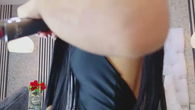 Snapshot of VioletGracee chatting on 02-26-26, 12:26 VioletGracee online show from 02-26-26, 12:26