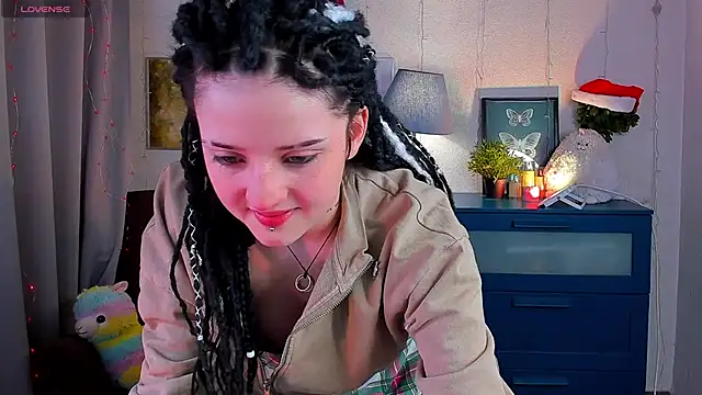 Snapshot of SarahShelby chatting on 01-17-26, 09:40 SarahShelby online show from 01-17-26, 09:40