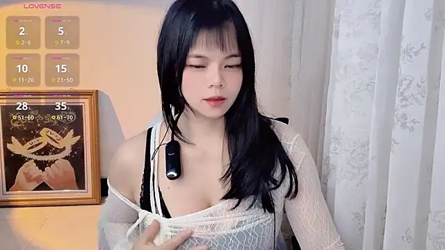 Snapshot of Noblo3 chatting on 01-16-26, 12:47 Noblo3 online show from 01-16-26, 12:47