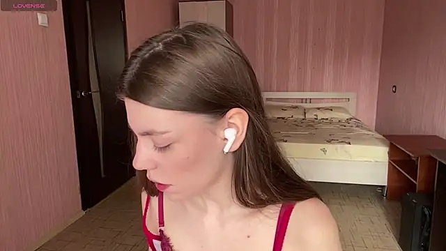 NeidaGowing online show from 04-05-26, 07:16