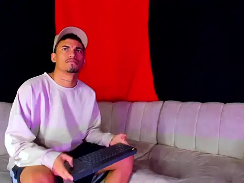 BrownieLoverss online show from 02-09-26, 11:14