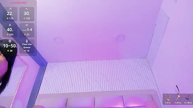 ManuelaEvans  online show from 03-11-26, 07:42