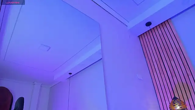 Charlotteinpole online show from 03-21-26, 04:39