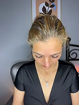JennaMilf  online show from 05-08-26, 04:34