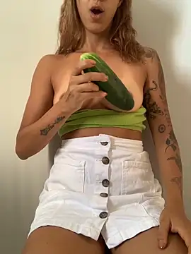 Snapshot of bety13 chatting on 03-20-26, 09:25 bety13 online show from 03-20-26, 09:25