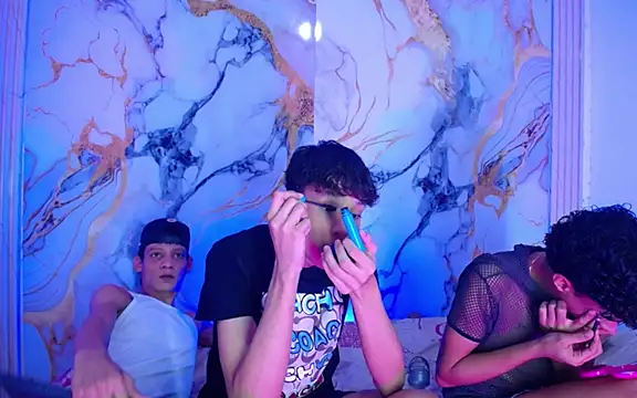 Snapshot of Pleasure_boys_hot chatting on 02-22-26, 07:01 Pleasure boys hot online show from 02-22-26, 07:01