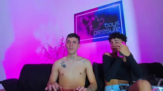 Snapshot of Pleasure_boys_hot chatting on 03-20-26, 05:18 Pleasure boys hot online show from 03-20-26, 05:18