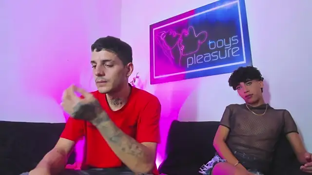 Snapshot of Pleasure_boys_hot chatting on 03-27-26, 07:13 Pleasure boys hot online show from 03-27-26, 07:13