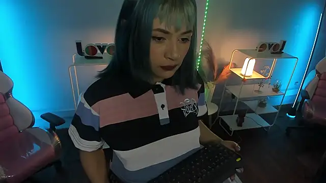 kyoto Aoki online show from 03-19-26, 07:40