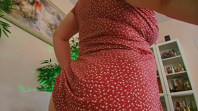 HappyLisa online show from 12-13-24, 05:27