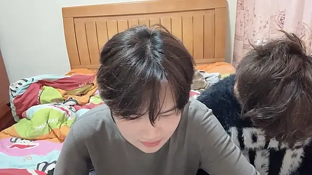 junnan001 online show from 02-04-26, 11:05