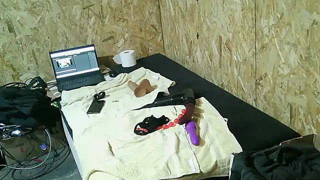 Snapshot of 97sexboy97 chatting on 02-15-26, 07:38 97sexboy97 online show from 02-15-26, 07:38