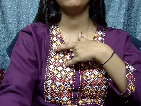 cute Dirty Diva online show from 05-07-26, 04:12