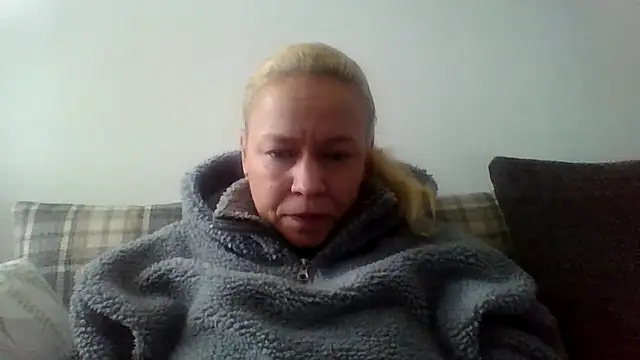jennyblondeuk online show from 02-19-26, 02:57