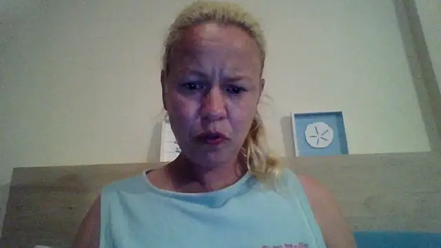 jennyblondeuk online show from 04-29-26, 09:32