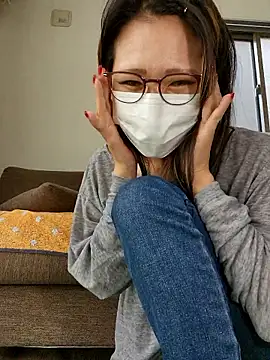 tomatocjin124 online show from 04-22-26, 02:36