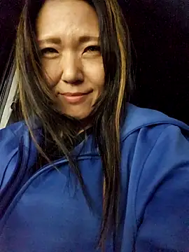 tomatocjin124 online show from 04-25-26, 01:52