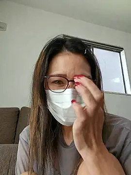 tomatocjin124 online show from 04-28-26, 02:49