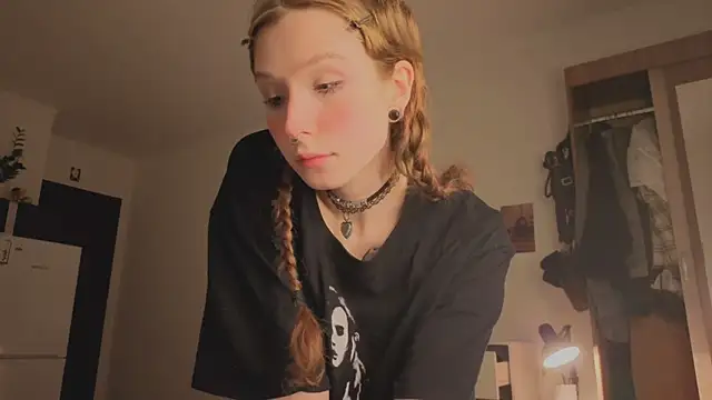 Snapshot of poli_blink chatting on 04-01-26, 01:39 poli blink online show from 04-01-26, 01:39