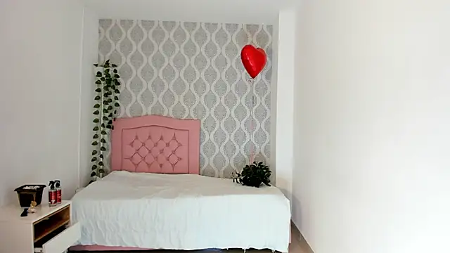 Zenith glow online show from 02-05-26, 05:56