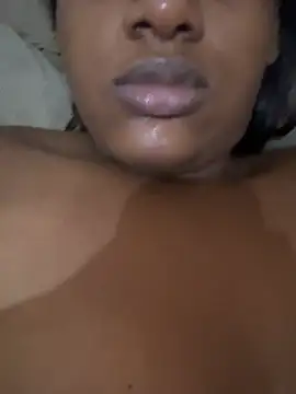 Snapshot of amorasecy chatting on 02-11-26, 12:32 amorasecy online show from 02-11-26, 12:32