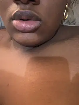 Snapshot of amorasecy chatting on 03-20-26, 10:53 amorasecy online show from 03-20-26, 10:53