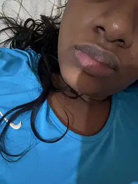 Snapshot of amorasecy chatting on 03-30-26, 11:11 amorasecy online show from 03-30-26, 11:11